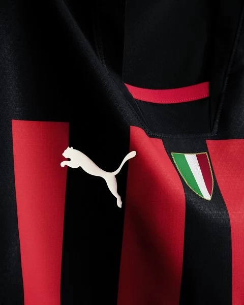 Maglia AC Milan Ibrahimović 11 Divisa Prima 2022/23 Maglia AC Milan Ibrahimović 11 Divisa Prima 2022/23